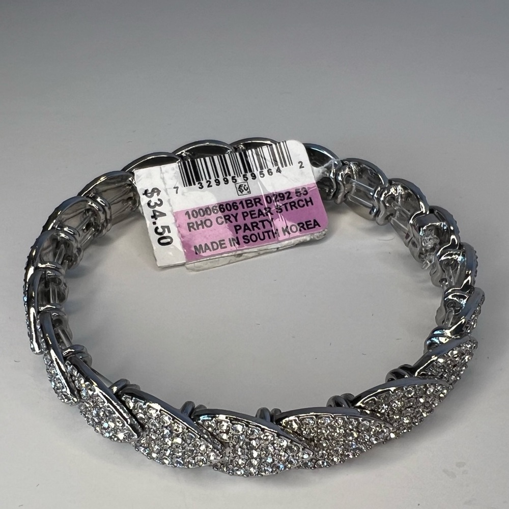 NWT INC International Concepts Pavé Crystal Stretch Bracelet Silver Tone - Picture 3 of 6